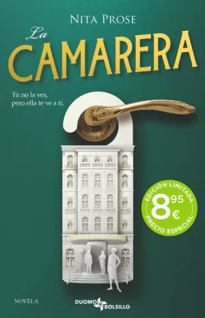 LA CAMARERA